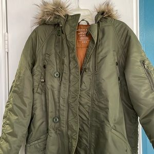 Women’s winter jacket with hood American eagle